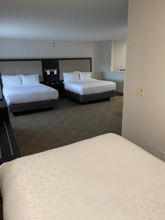 Holiday Inn Express Hotel & Suites Las Vegas By Ihg Екстер'єр фото