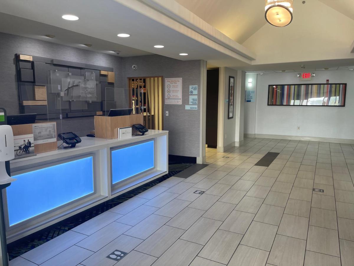 Holiday Inn Express Hotel & Suites Las Vegas By Ihg Екстер'єр фото