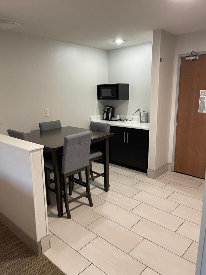 Holiday Inn Express Hotel & Suites Las Vegas By Ihg Екстер'єр фото