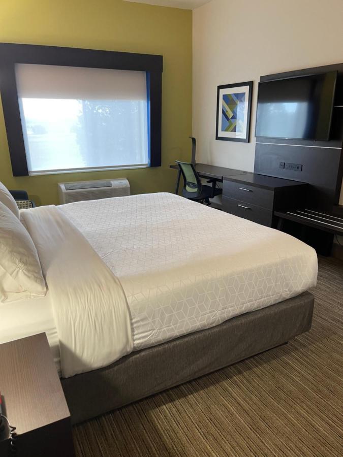 Holiday Inn Express Hotel & Suites Las Vegas By Ihg Екстер'єр фото